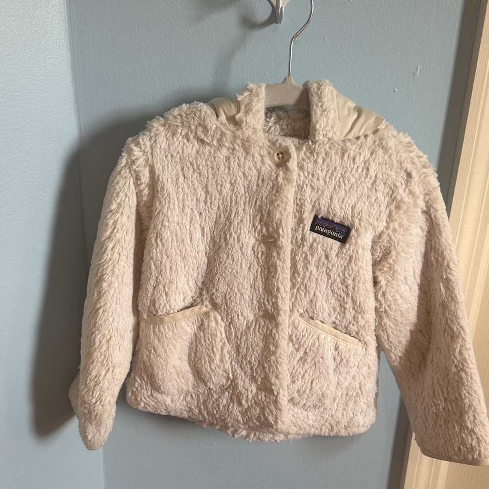 Patagonia Kids Cream Fleece Hooded Puffer Jacket